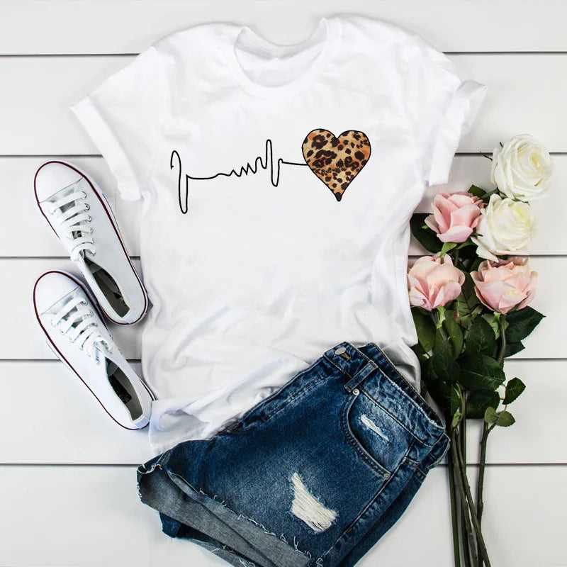 Heartbeat Graphic T-Shirt - Wave Fashion